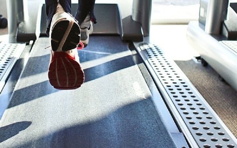 Máy Chạy Bộ Cho Người Cao Tuổi: Tập Luyện Nhẹ Nhàng, Hiệu Quả