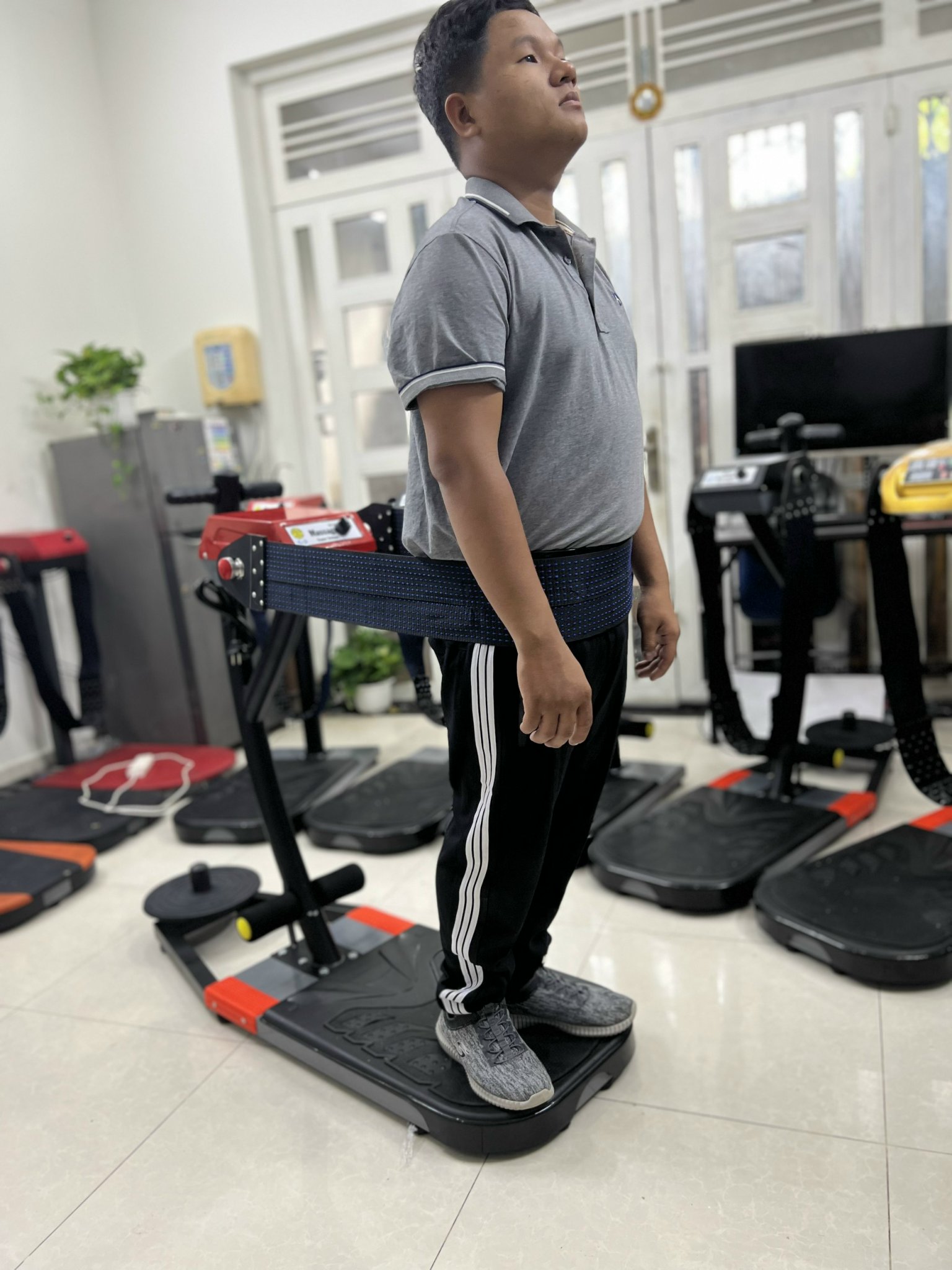 Máy Maxsa bụng đứng giảm mỡ là gì ?