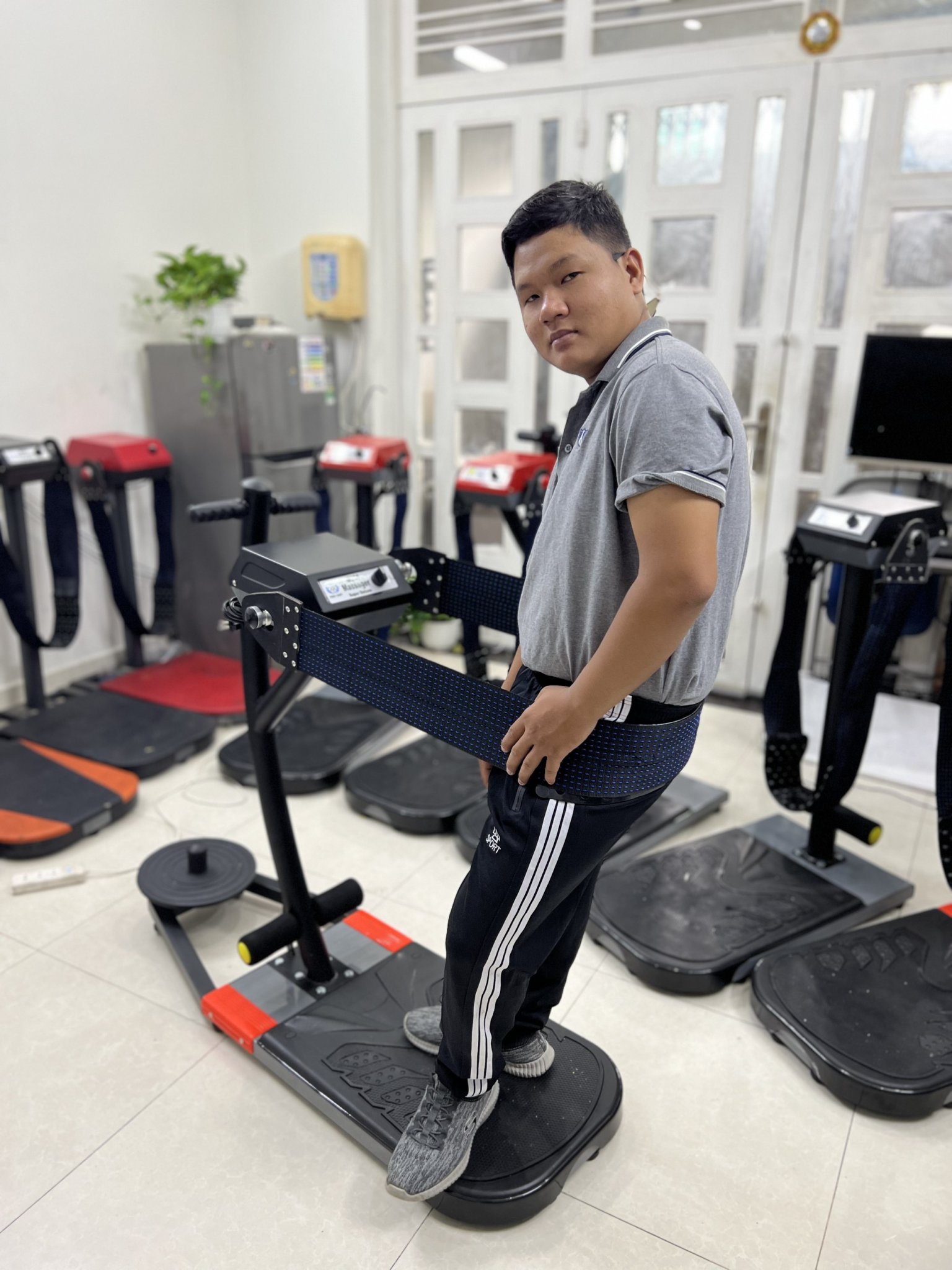 Máy Maxsa tan mỡ bụng có tác dụng phụ gì không ?